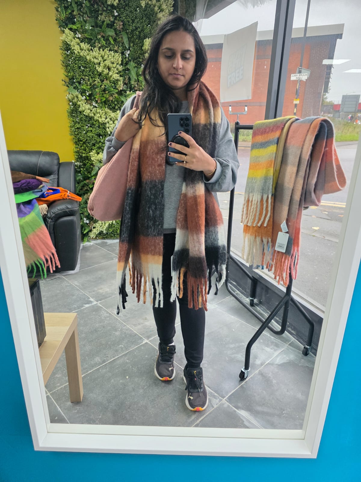 Very Soft Woolen Scarfs